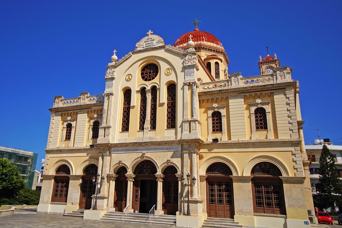 Exploring the Historic Churches of Heraklion