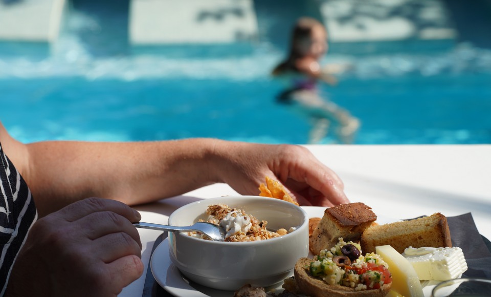 How to spend one summer day at Georgia's Garden Hotel